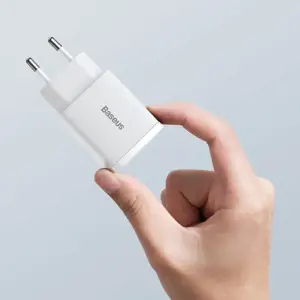 Baseus Compact quick charger USB Type C | USB 20 W 3 A Power Delivery Quick Charge 3.0 white (CCXJ-B02)