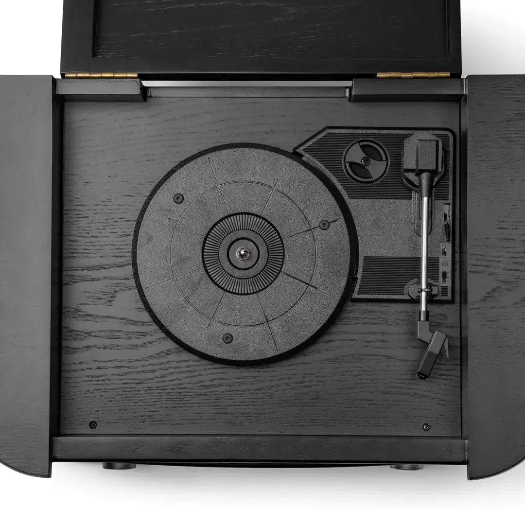 AKAI ATT-350CC - a record player with a CD and cassette player