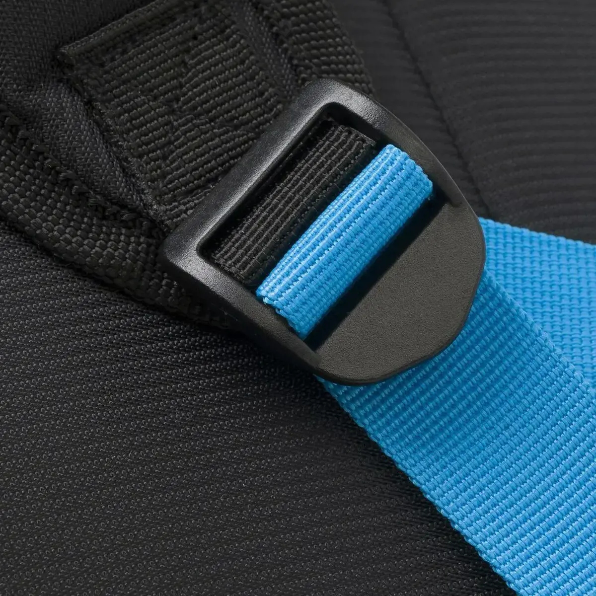 NB KUPRINĖ REGENT 17.3"/8069 BLACK RIVACASE