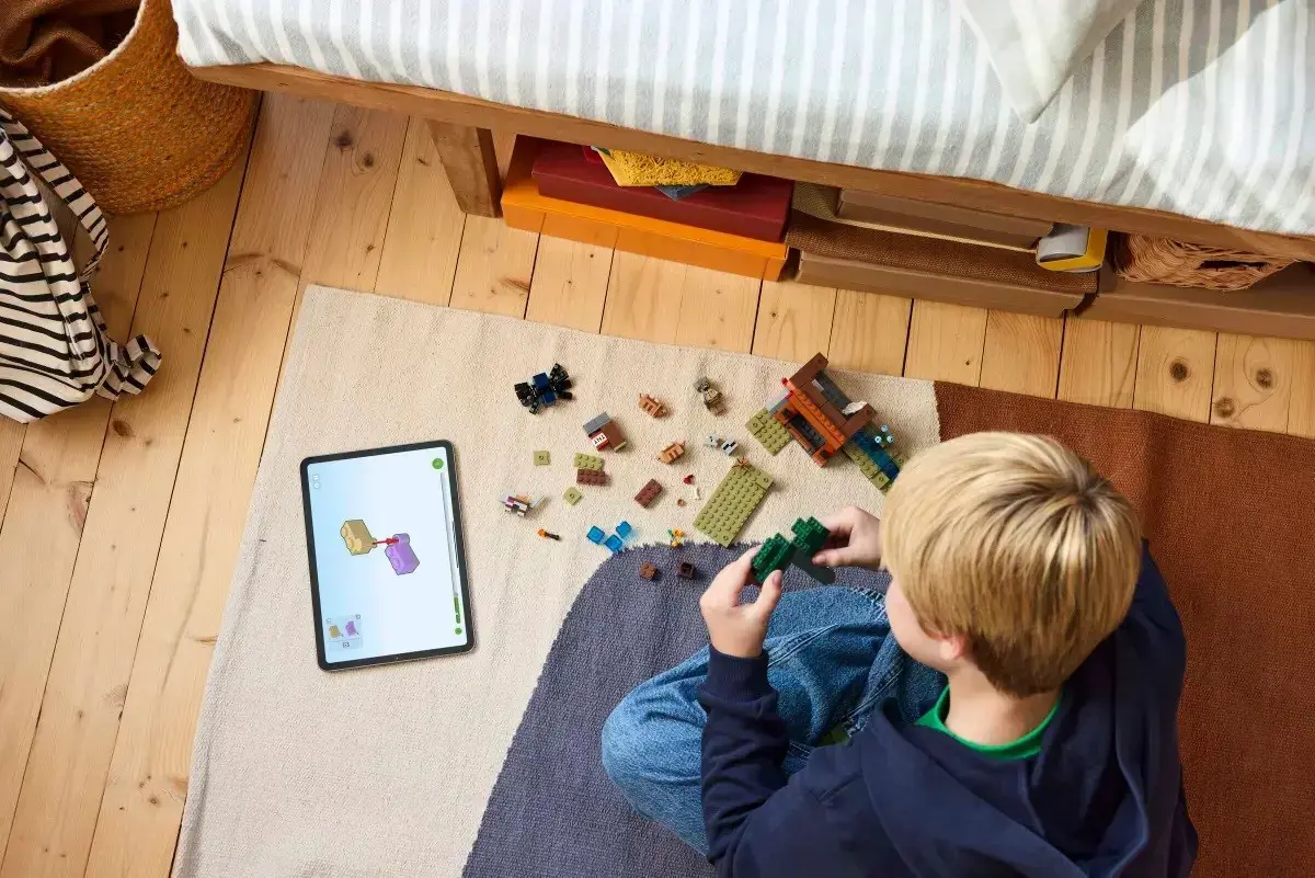 LEGO MINECRAFT 21269 The Armadillo Mine Expedition