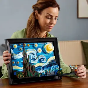 LEGO IDĖJOS 21333 ŽVAIGŽDĖTA NAKTIS - VINCENTAS VAN GOGAS