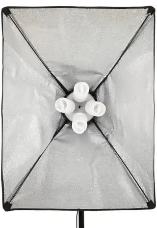 "StudioKing" dienos šviesos rinkinys 8x45W (PK-SB5070)