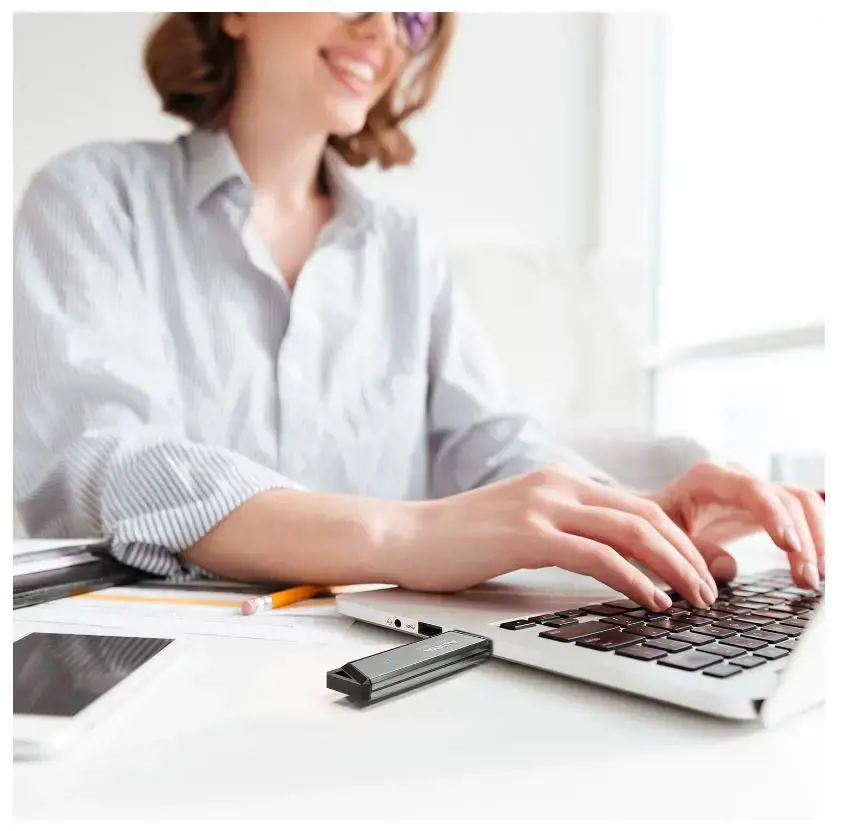 ATMINTIES KAUPIKLIS FLASH USB-C 128GB/SILV AELI-UE800-128G-CSG ADATA