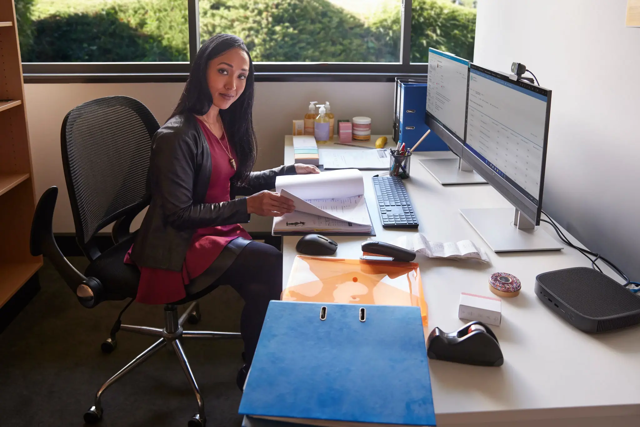 "HP E24t G5" 23,8 colių jutiklinis FHD monitorius 1920x1080 16:09 HDMI DP 3y (LT)