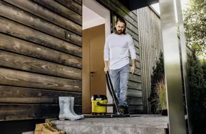 Dulkių siurblys su maišeliu Kärcher WD1 1000W 12 L
