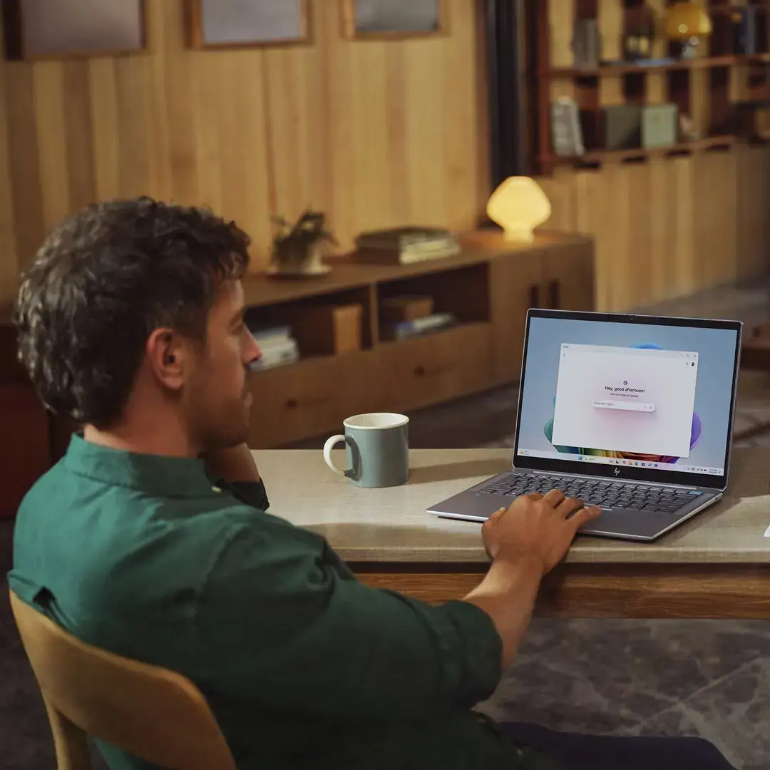 HP OmniBook Ultra 14-fd0003nn AMD Ryzen AI 9 365, Copilot+ PC laptop, 35.6 cm (14"), 2.2K touchscreen, 16 GB LPDDR5x-SDRAM, SSD, Wi-Fi 7 (802.11be), Windows 11 Home, Silver