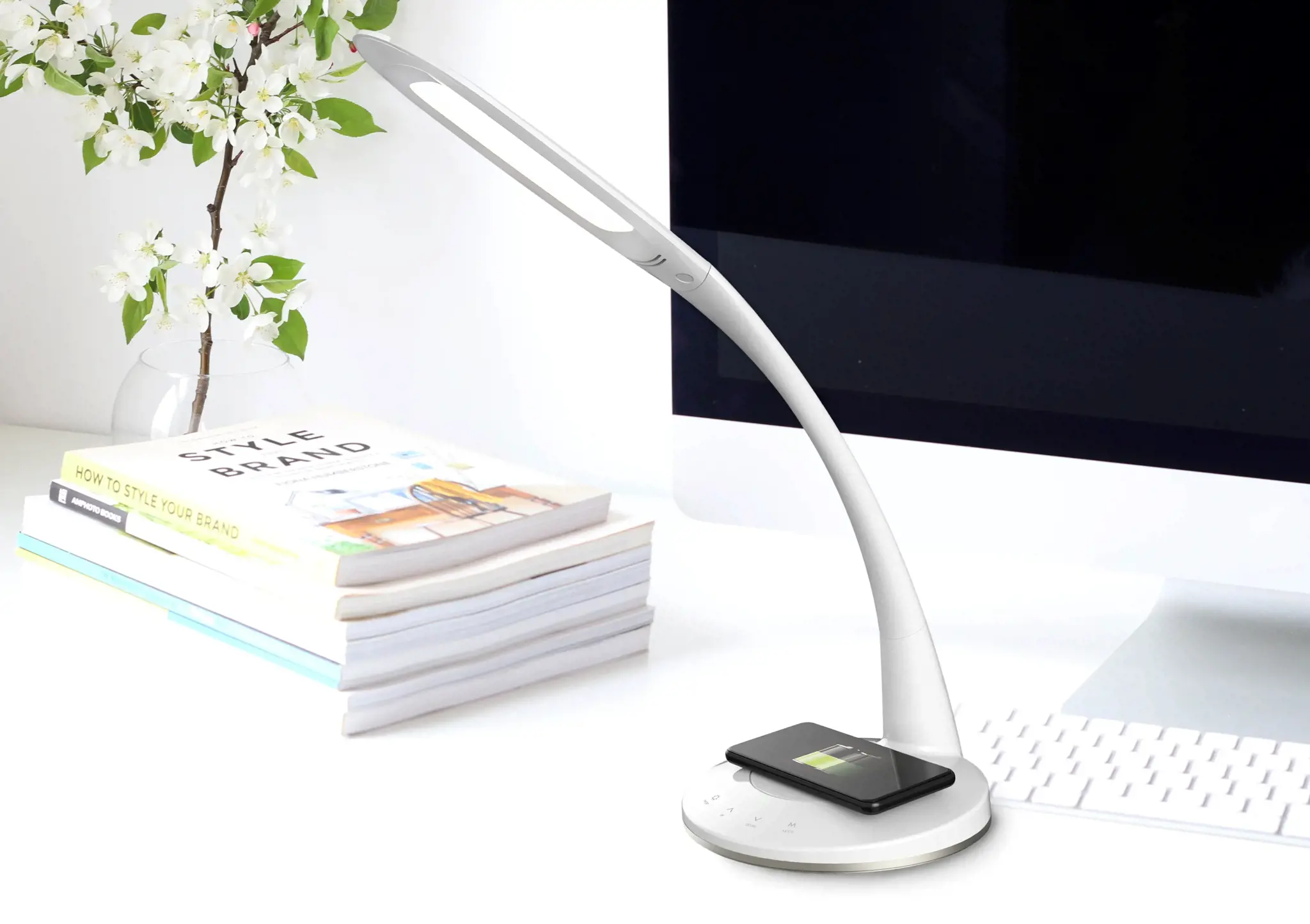 Platinet stalinė lempa su QI įkrovikliu PDLU15 18W (44125)