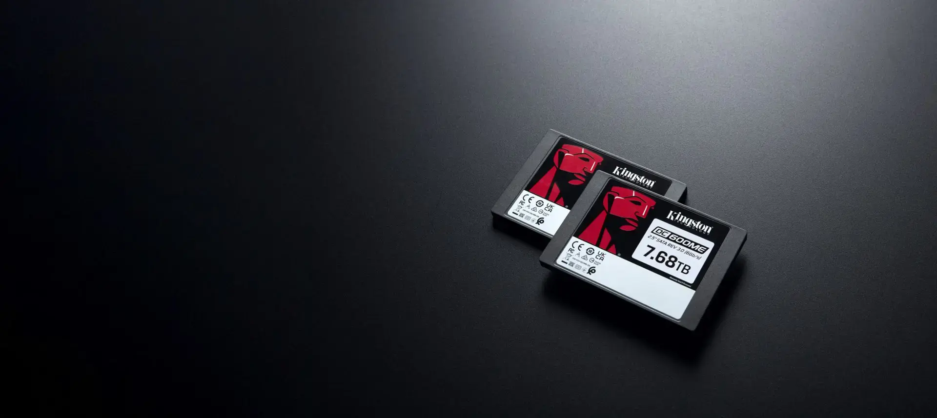 Kingston Technology 7680G DC600ME (Mixed-Use) 2.5" Enterprise SATA SSD