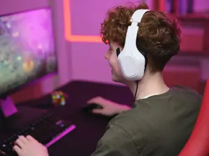 Trust GXT 415W Zirox, Wired, 20 - 20000 Hz, Gaming, 253 g, Headset, White