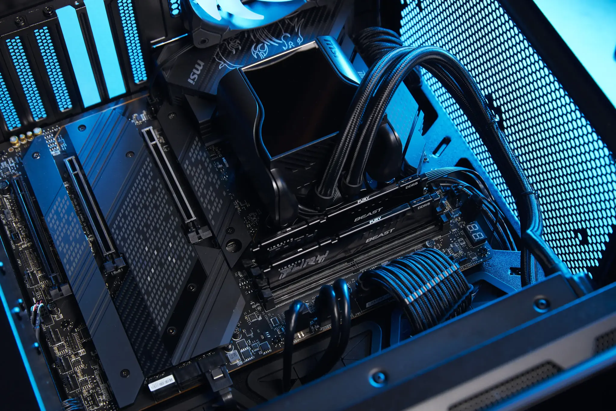 KINGSTON 32GB 5600MT/s DDR5 CL36 DIMM FURY Beast Black EXPO