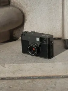 Fujifilm X-HF1, charcoal