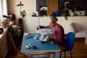 LEGO ICONS 10356 Star Trek: U.S.S. Enterprise NCC-1701-D