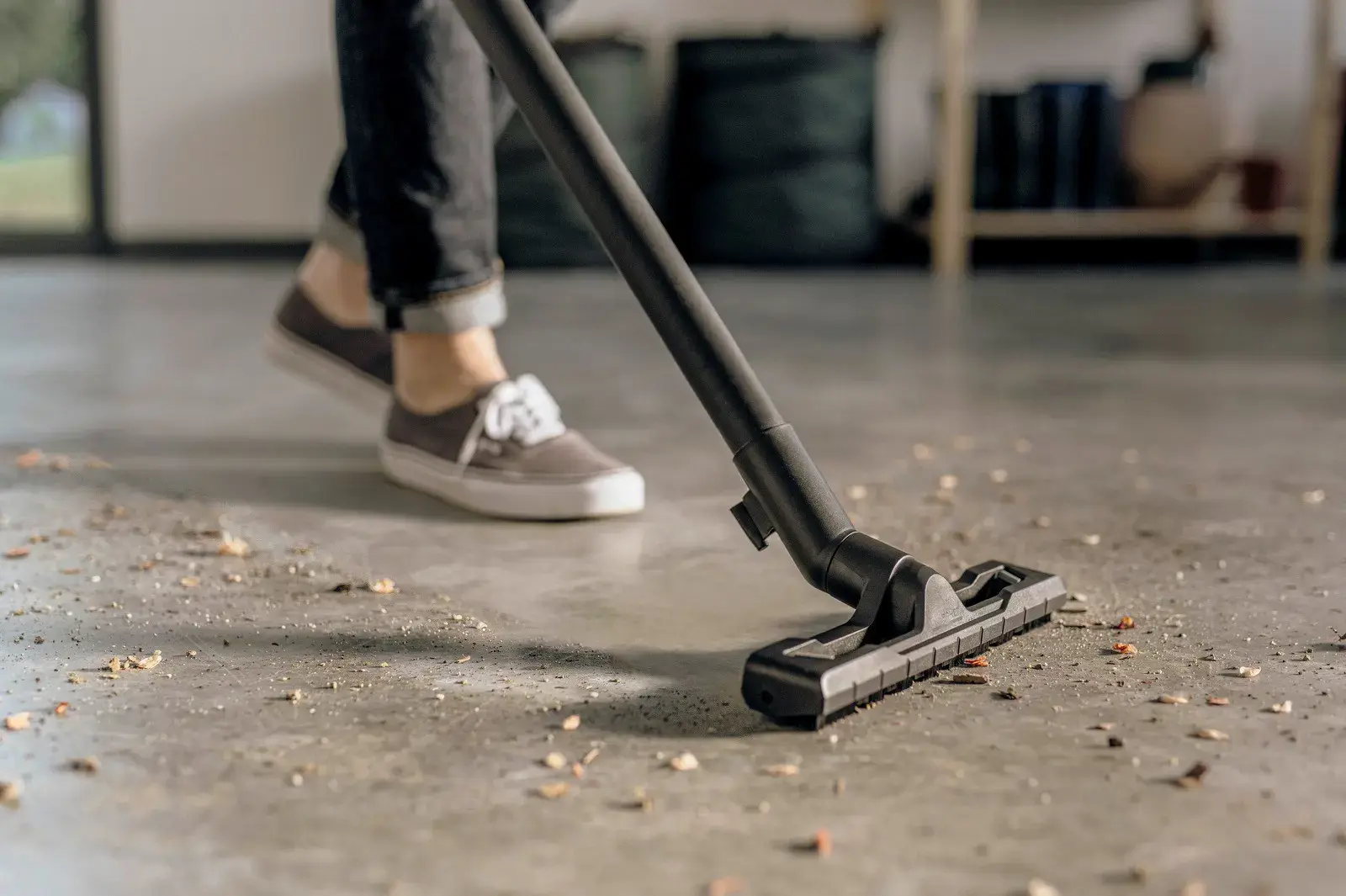 Kärcher WD 2 Plus V-12/4/18 universal bagless vacuum cleaner