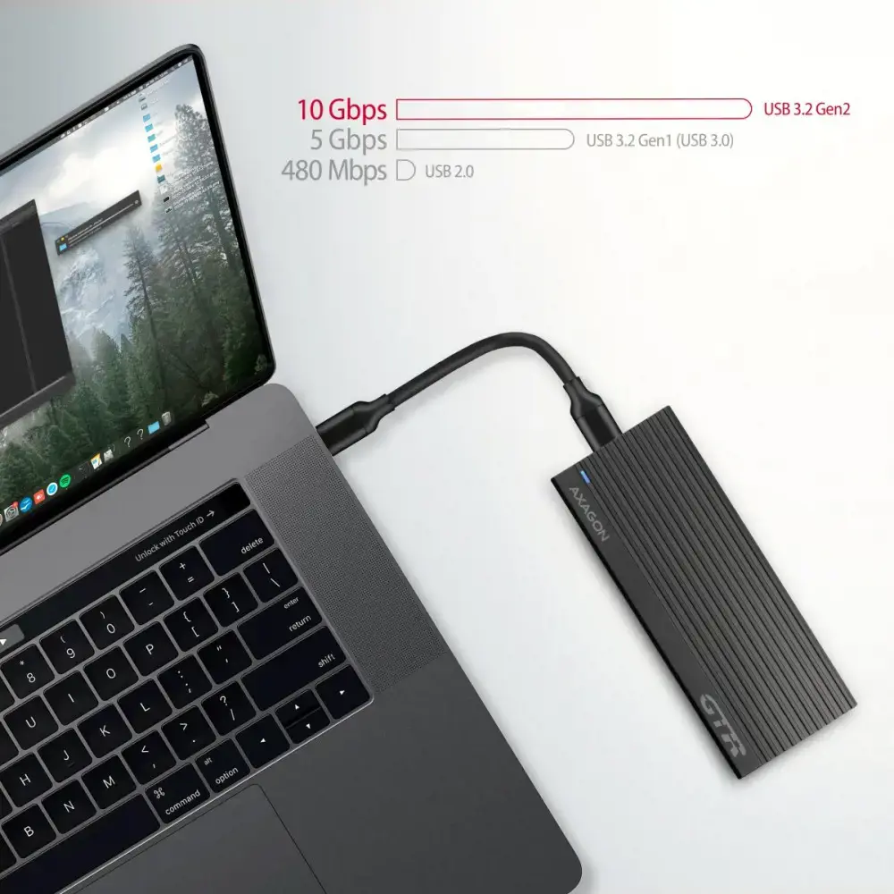 Itin greita išorinė AXAGON EEM2-GTR THIN RIB dėžutė su USB 3.2 Gen 2 sąsaja skirta NVMe (PCI-Express) M.2 SSD diskams. Dėžutėje esanti dvipusė USB-C jungtis kartu su pridedamu USB-C -> USB-C kabeliu leidžia patikimai prijungti t
