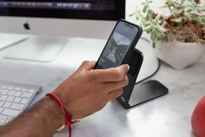 "Peak Design" mobiliojo belaidžio įkrovimo stovas