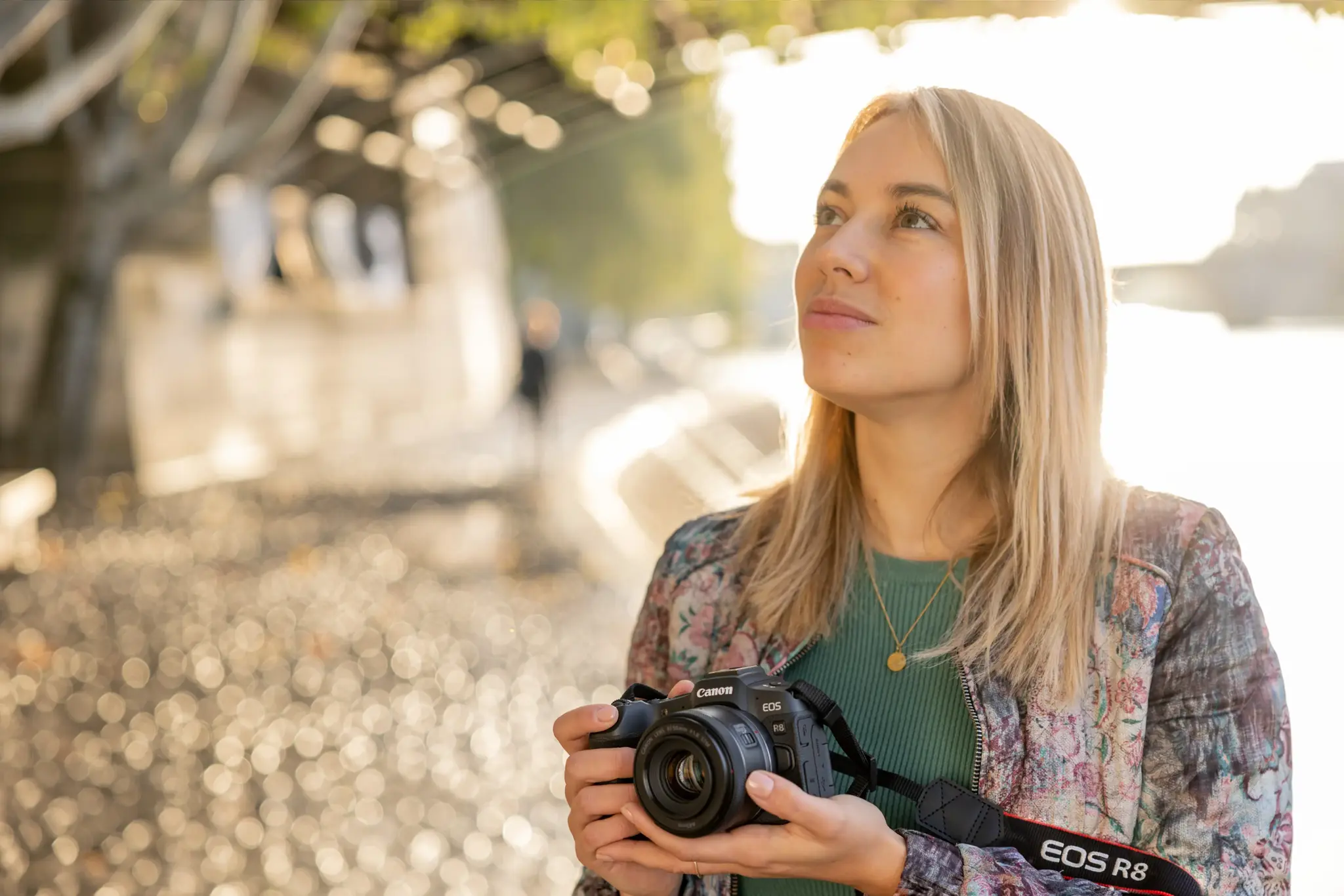 Canon EOS R8, 24.2 MP, 6000 x 4000 pixels, CMOS, 4K Ultra HD, Touchscreen, Black