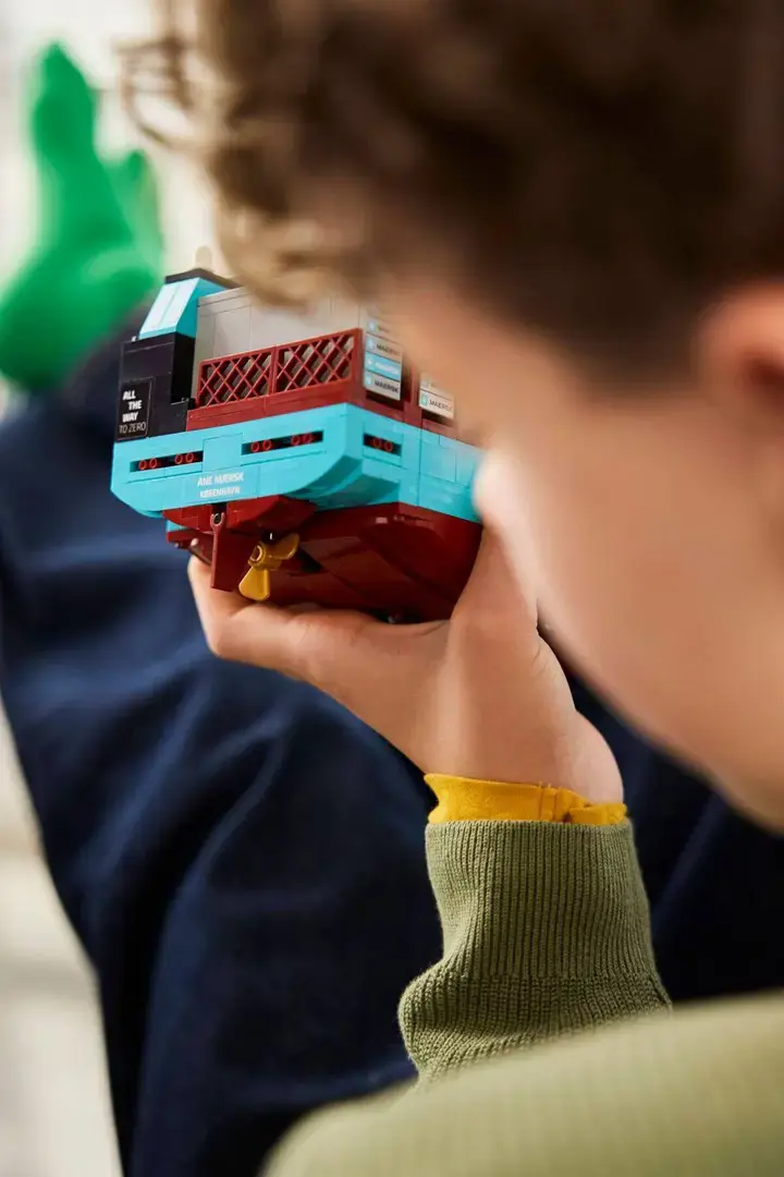 LEGO 40955 Maersk Dual-Fuel Container Vessel