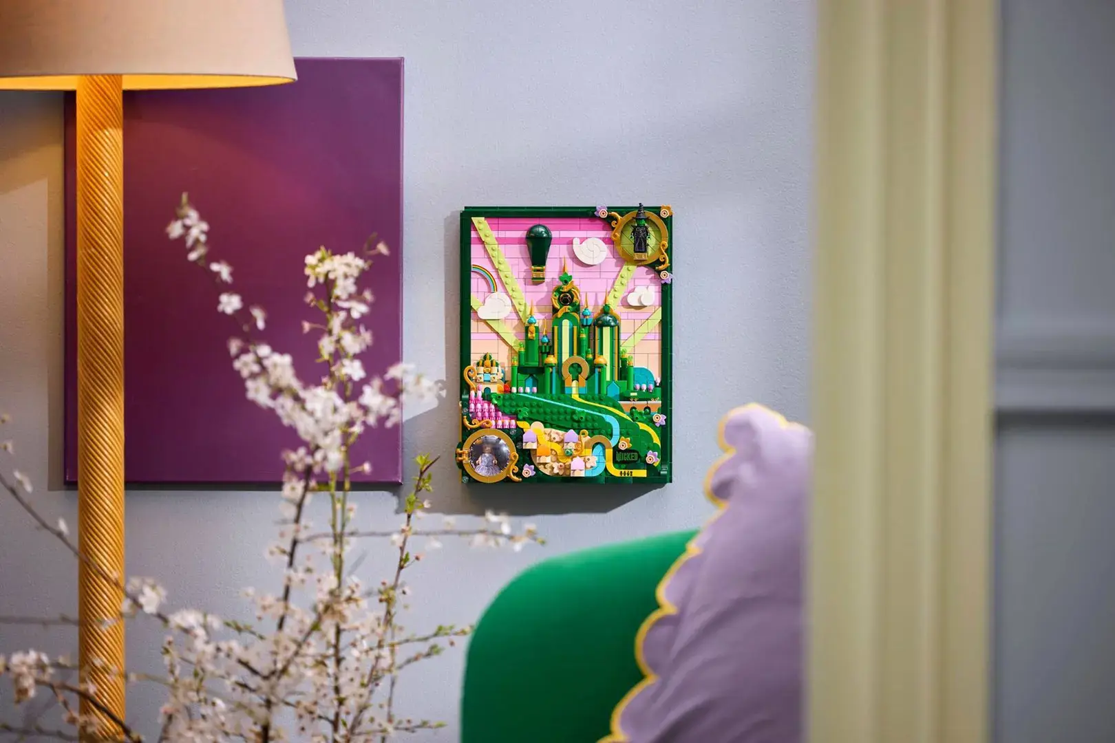 LEGO WICKED 75685 Emerald City Wall Art