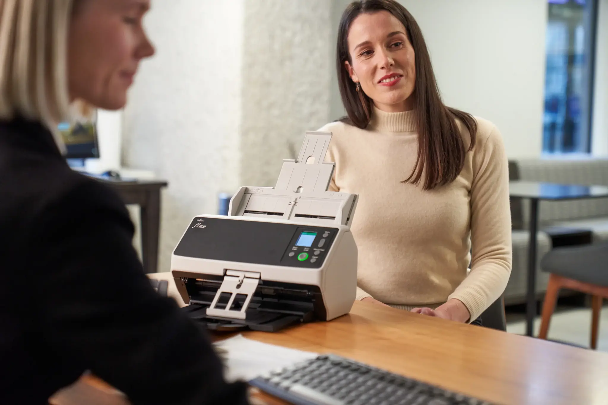 FUJITSU fi-8250 Scanner A4 50ppm flatbed