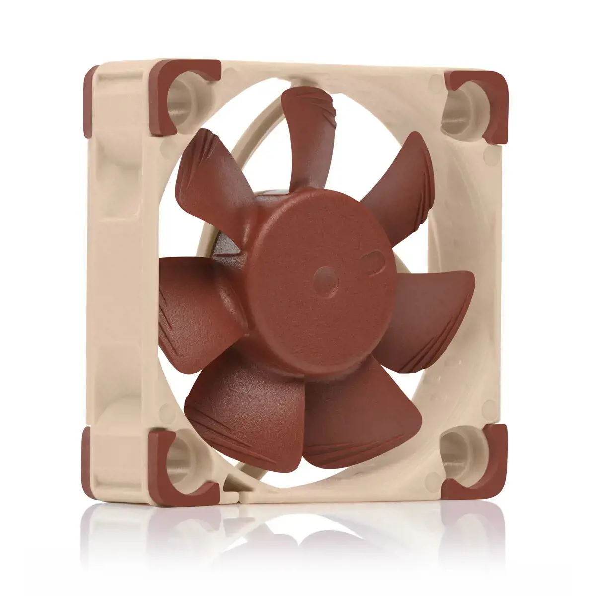 Noctua NF A4x10 5V PWM Kompiuterio korpuso ventiliatorius 4 cm rudos spalvos