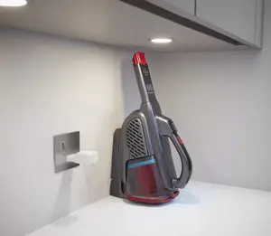 "Black &amp; Decker Dustbuster" juodas, raudonas dulkių maišelis