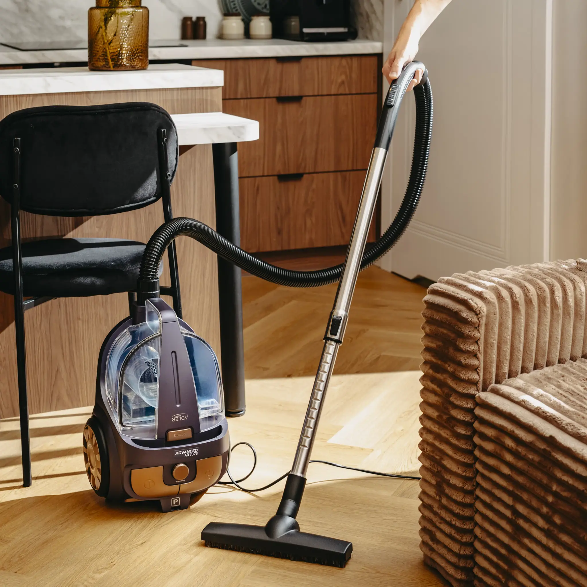 ADLER AD 7076 vacuum