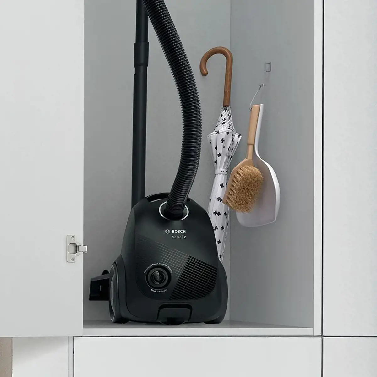 "Bosch Serie 2" BGBS2LB1, 600 W, cilindrinis dulkių siurblys, sausas, dulkių maišelis, 3,5 l, higienos filtras