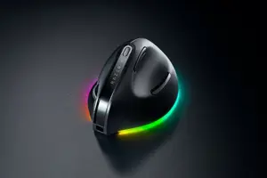 Razer Pro Click V2 Vertical Ergonomic Belaidė pelė RF Wireless+Bluetooth+USB-C, 30000 DPI, Juoda
