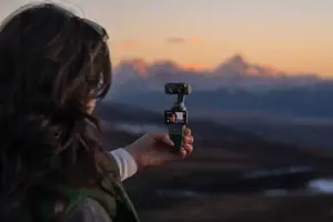 Insta360 Luna Ultra Creator Bundle, cosmic black