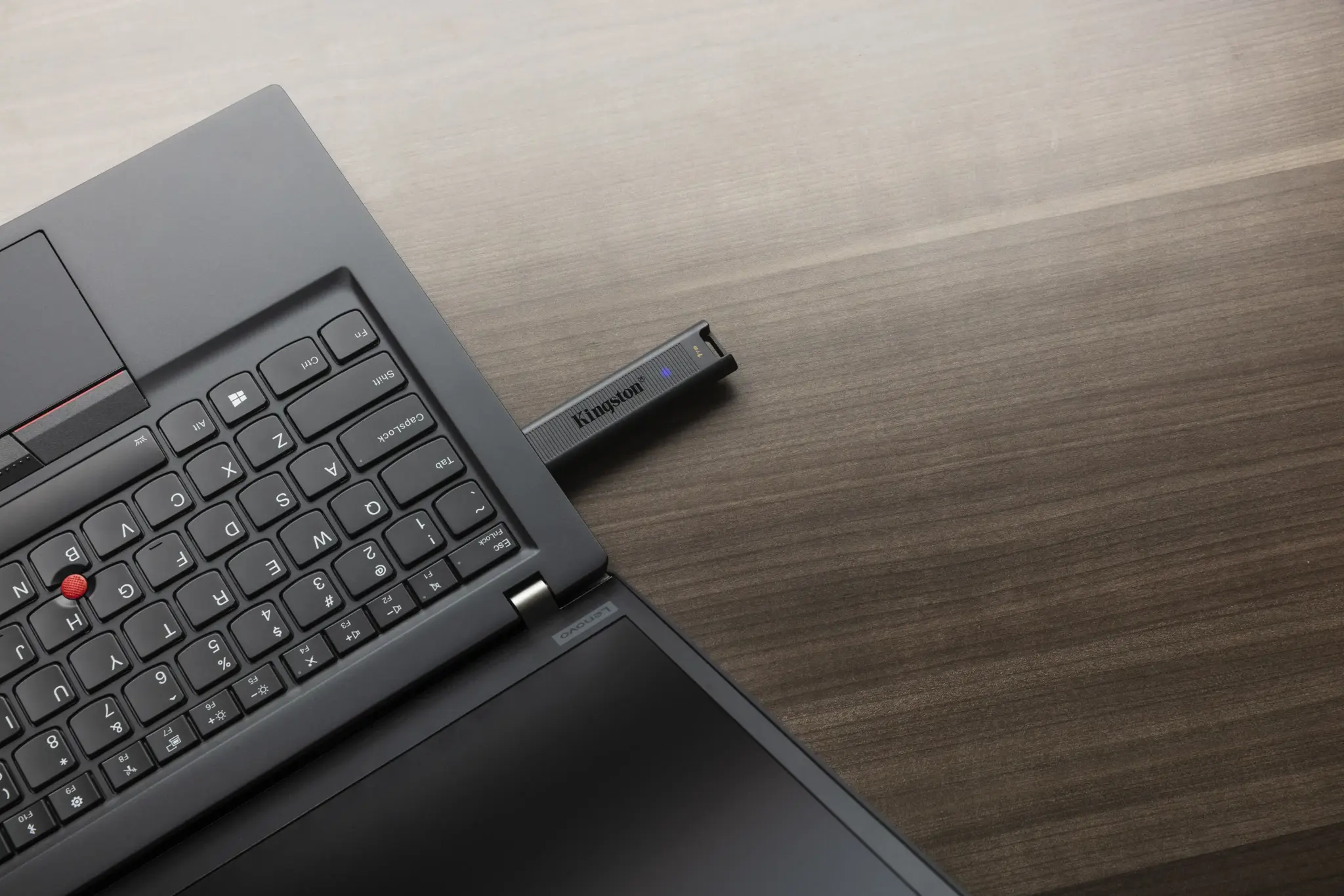 KINGSTON 1 TB USB 3.2 Gen 2 "DataTraveler Max