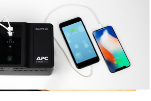APC Back-UPS 850VA 230V C ir A tipo USB įkrovimo prievadai