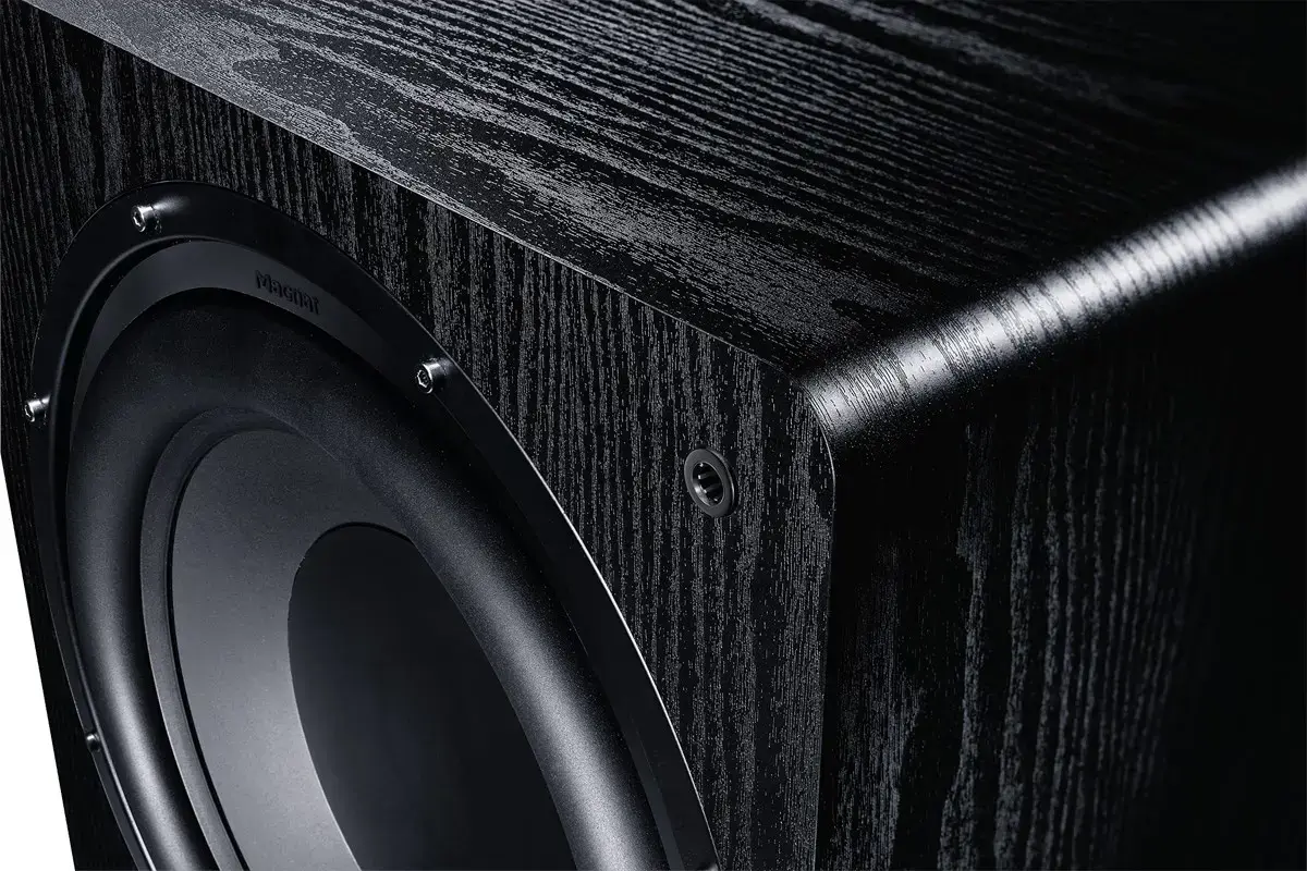 Magnat ALPHA RS12 Black Active subwoofer 120 W