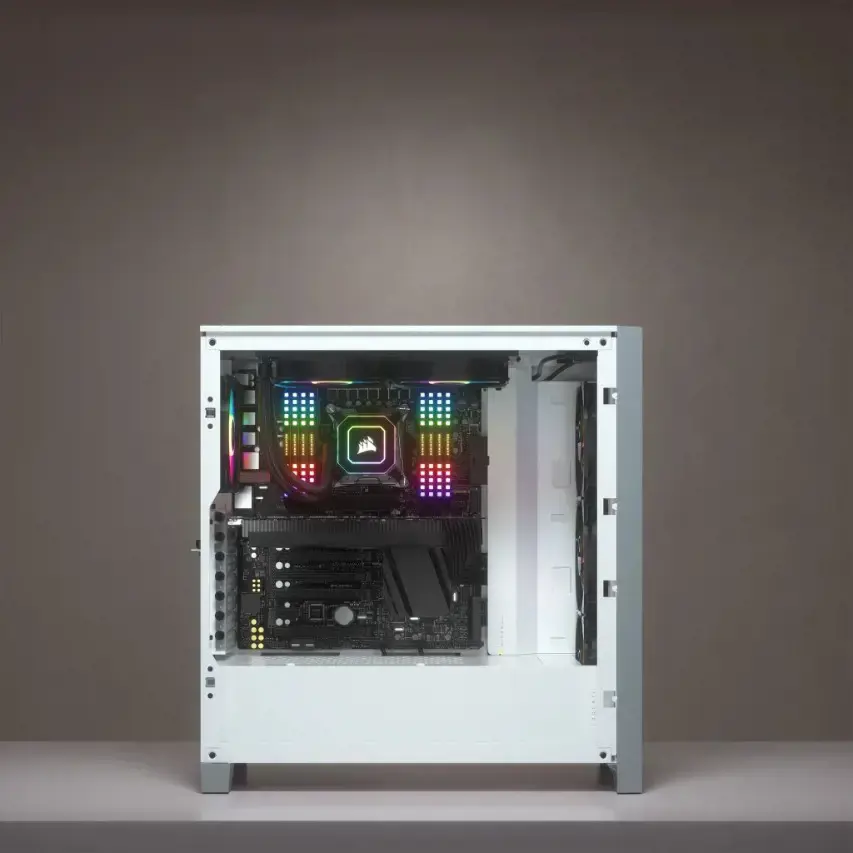 CORSAIR iCUE 4000X RGB grūdinto stiklo korpusas Mid-Tower White