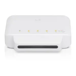 UBIQUITI UniFi komutatorius UniFi 5x RJ45 1000Mb/s 1x PoE įėjimas 4x PoE išėjimas 46W 3 pakuotės