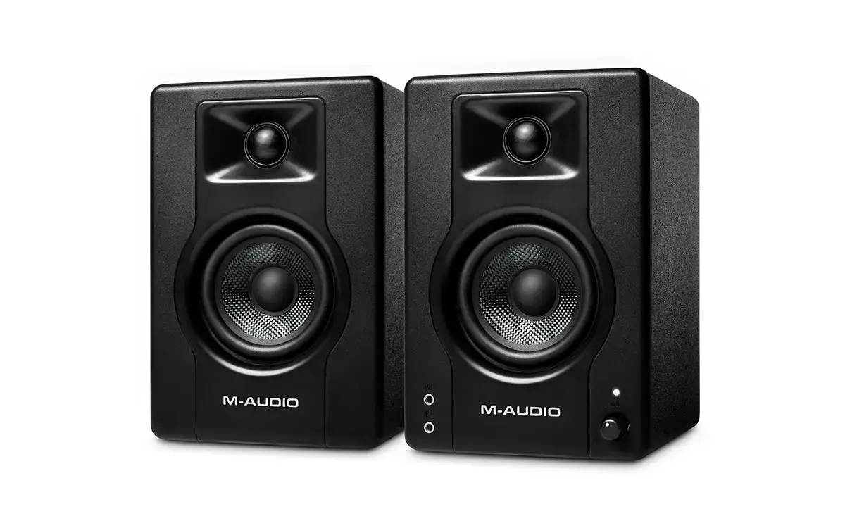 M-AUDIO BX3 garsiakalbis juodas laidinis 50 W