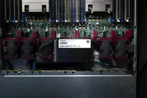 KINGSTON DC3000ME PCIE 5.0 NVME U.2 SSD 3.84TB