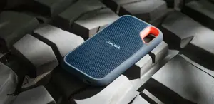 "SanDisk Extreme Portable SSD V2" 1,0 TB USB 3.2 1050MB/s skaitymui, 1000MB/s rašymui