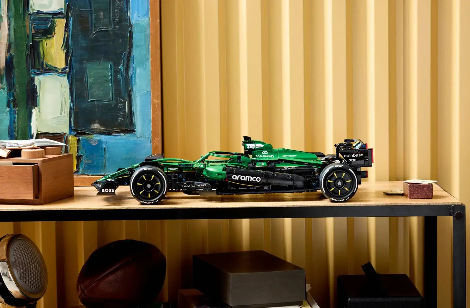 LEGO TECHNIC 42240 Aston Martin Aramco AMR25 F1