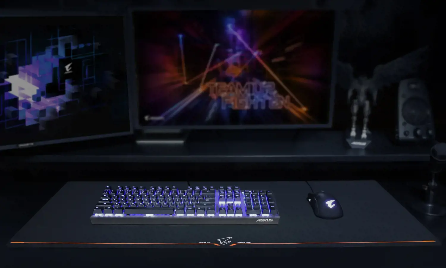 GIGABYTE GM-AMP900 žaidimų pelės kilimėlis