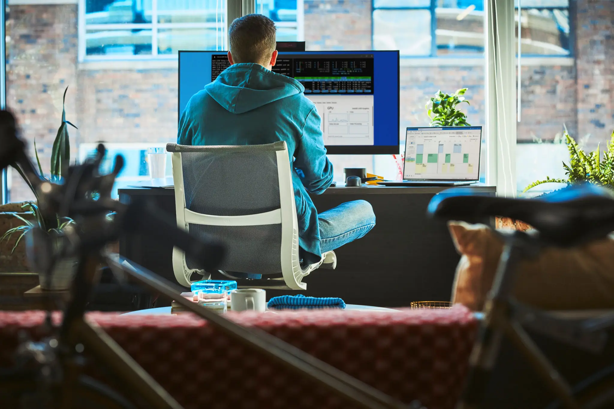 HP 975 USB + BT dviejų režimų belaidė klaviatūra - EURO