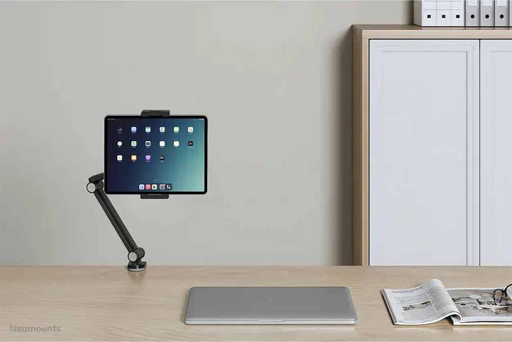 "Neomounts by Newstar" planšetinio kompiuterio laikiklis, Planšetinis kompiuteris/UMPC, Pasyvus laikiklis, Stalinis, Juodas