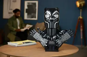 LEGO MARVEL 76215 Black Panther