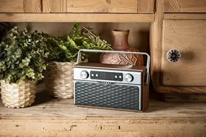 Radijas Camry CR 1183 Bluetooth