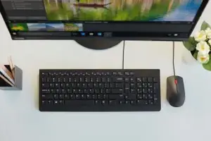 Lenovo 4X30L79928, pilno dydžio (100%), USB, QWERTY, juoda, pelė pridedama
