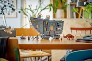 LEGO STAR WARS 75453 Offworld Sandcrawler and Mudhorn