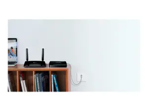 TP-Link N300 4G LTE telefonijos Wi-Fi maršrutizatorius, "Wi-Fi 4" (802.11n), vienos juostos (2,4 GHz), Ethernet LAN, 3G, juodas, stalinis maršrutizatorius