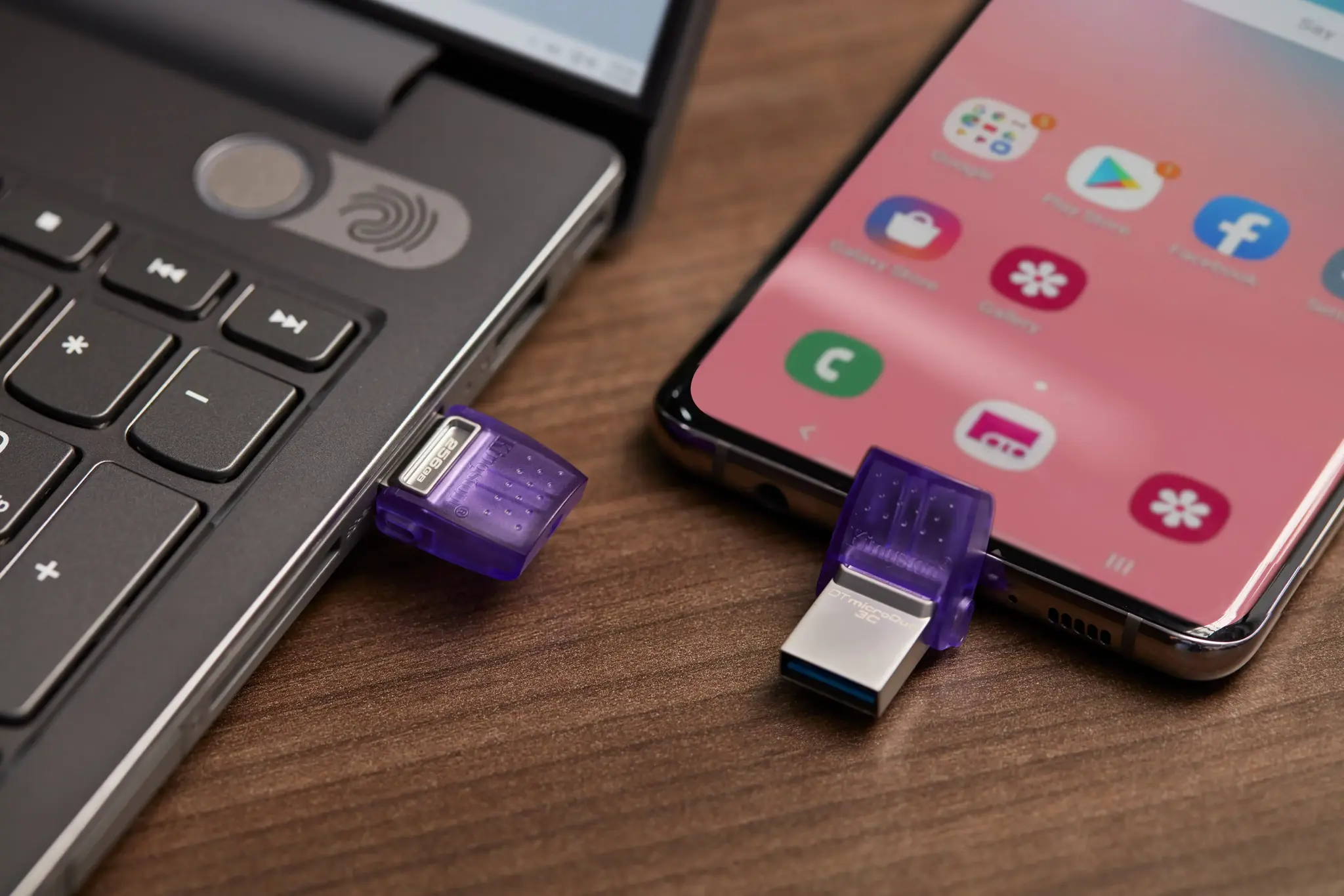 KINGSTON 256 GB "DataTraveler microDuo 3C" 200MB/s dvigubas USB-A + USB-C