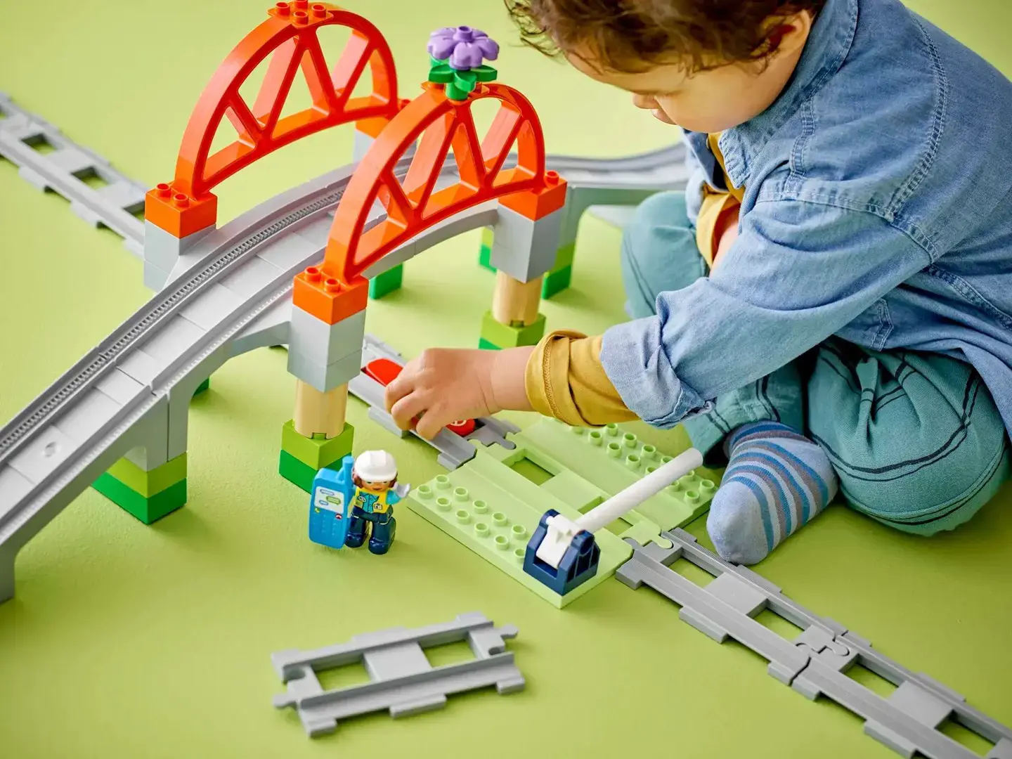 LEGO DUPLO TOWN 10426 Bridge and railway tracks - expansion set