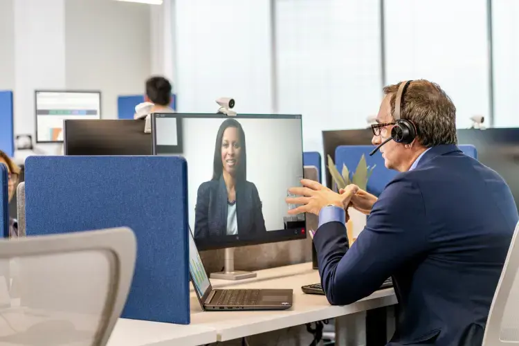 POLY Voyager 4320 Microsoft Teams Certified USB-A Headset +BT700 dongle, Wired & Wireless, Office/Call center, 20 - 20000 Hz, 162 g, Headset, Black