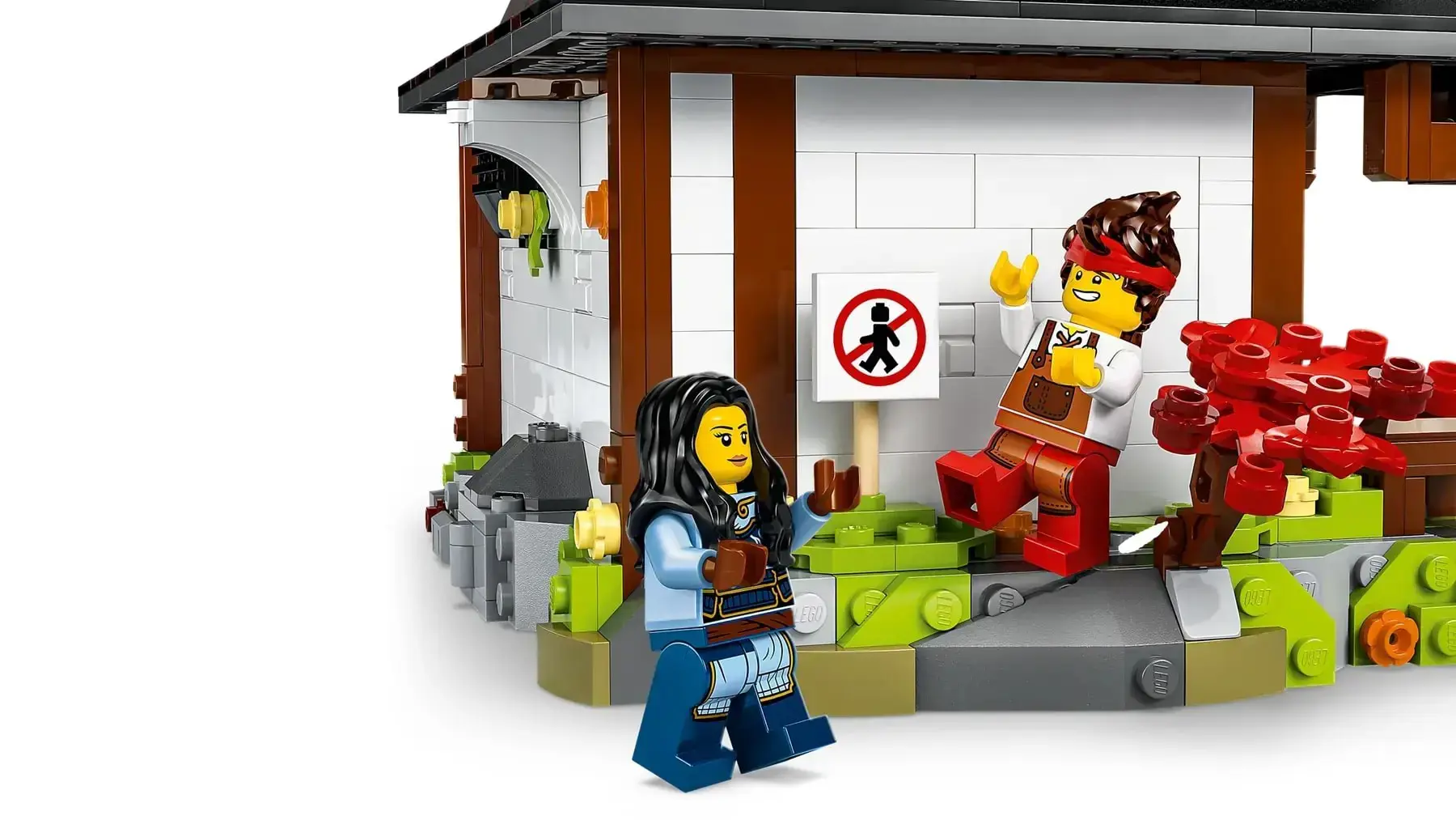 LEGO NINJAGO 71858 Four Weapons Blacksmith - 15th Anniversary